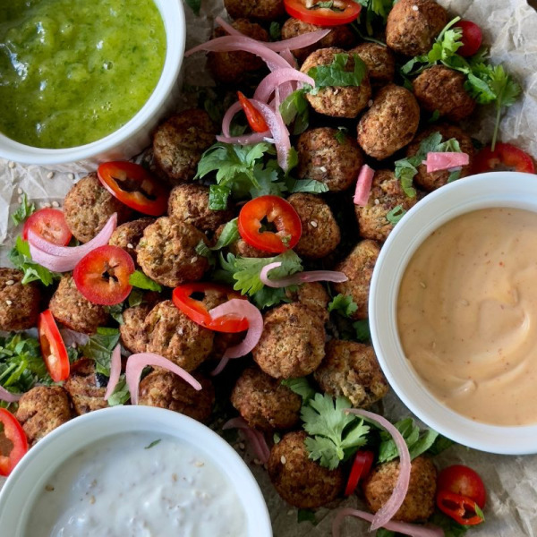 Pomysły na dipy do falafela 1