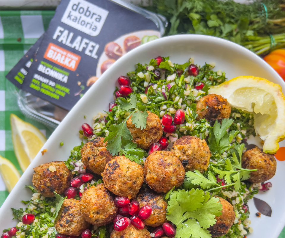 Tabbouleh z falafelami 1